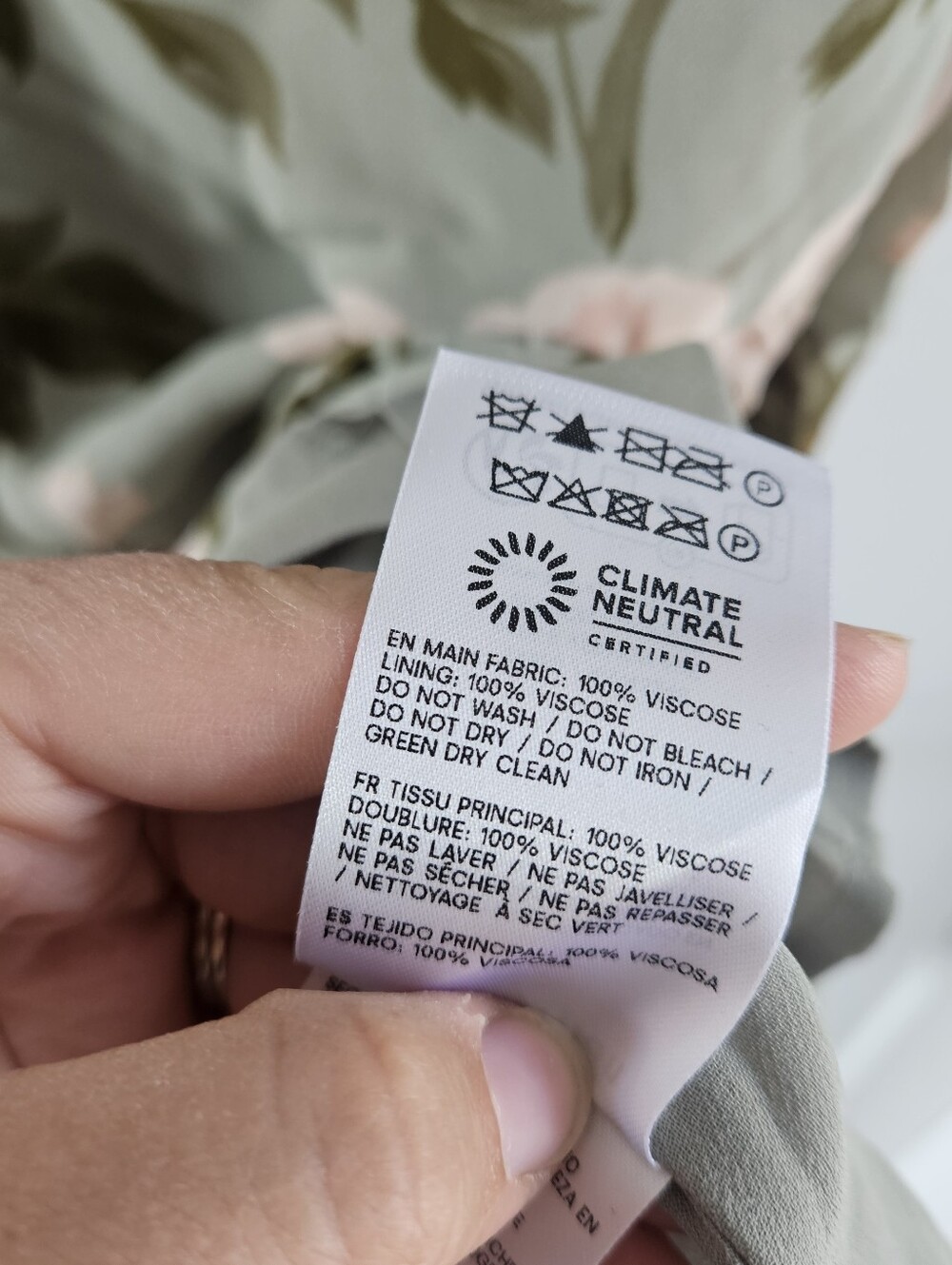 Reformation Aiko Dress in Fauna BNWT Sz 2 Floral - Picture 9 of 9